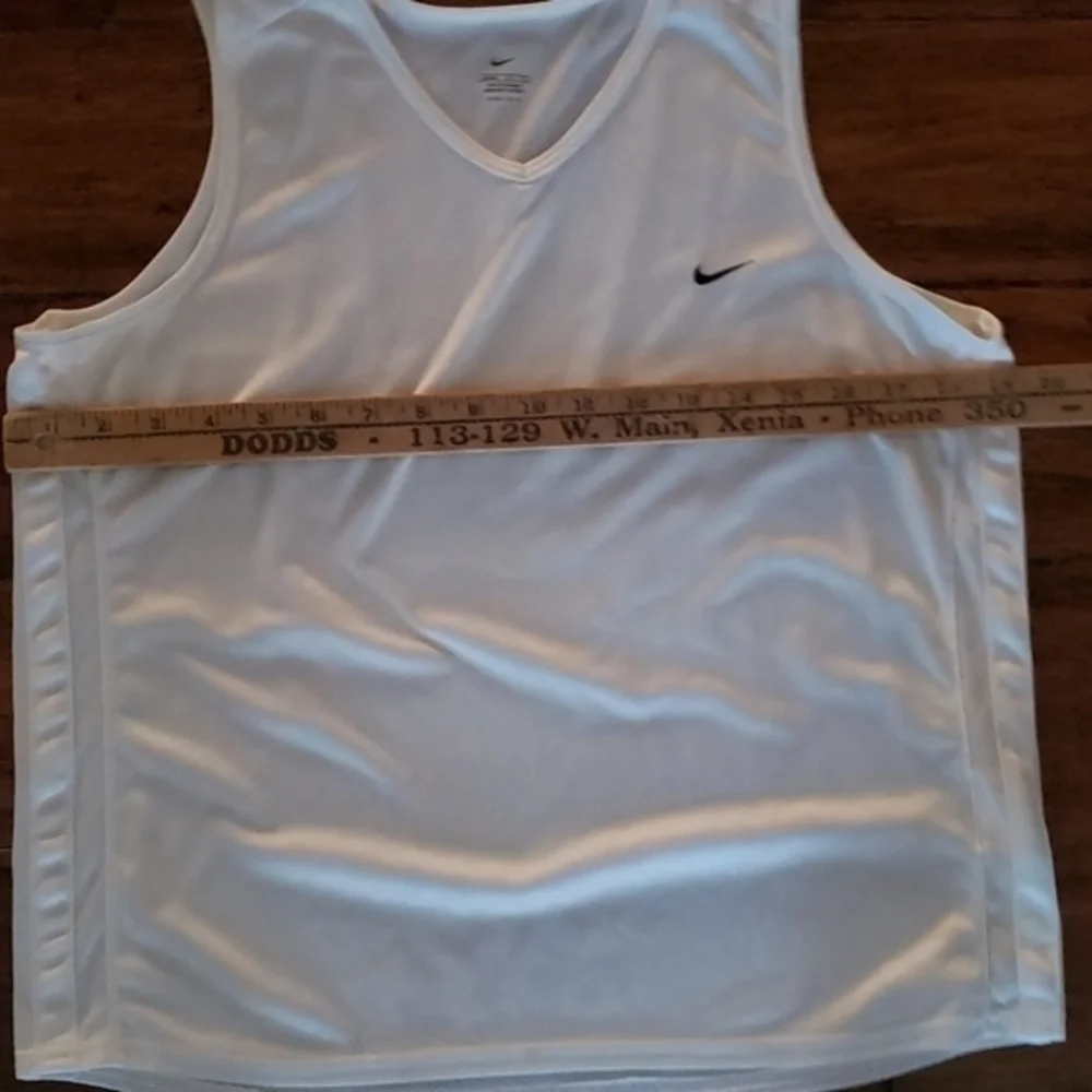 Nike Reebok bundle athletic dri fit tank &‎ tees